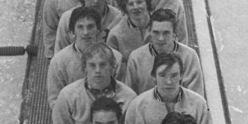 1976-1977 Boys Swimming and Diving Team Image