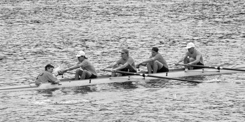 1992 Boys Midweight Varsity Crew Image