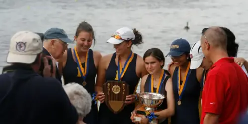 2008 and 2009 Girls Crews Image