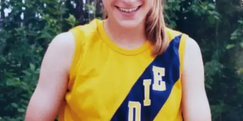 Laura A. Kunak, Class of 1999 Image