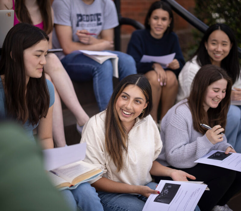 English students learning outside Longstreet Hall at The Peddie School