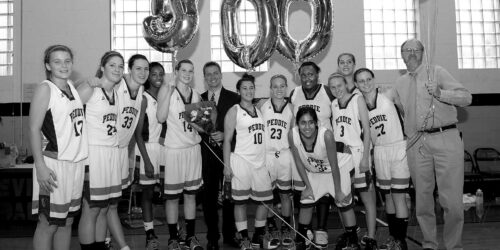 2008-2009 Girls Basketball Team Image