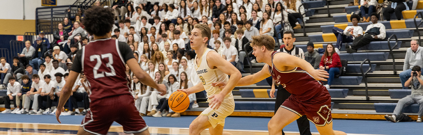 Gabe Hornberger gets around a defender