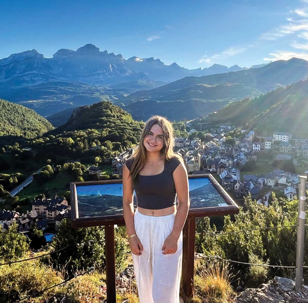 Maggie Blakely ’25 pauses for a photo during her Modern Language Signature Experience in Spain’s Aragon province.