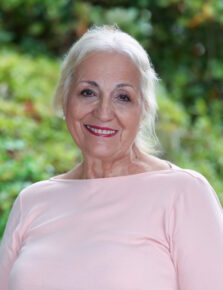 Deborah Helmstetter